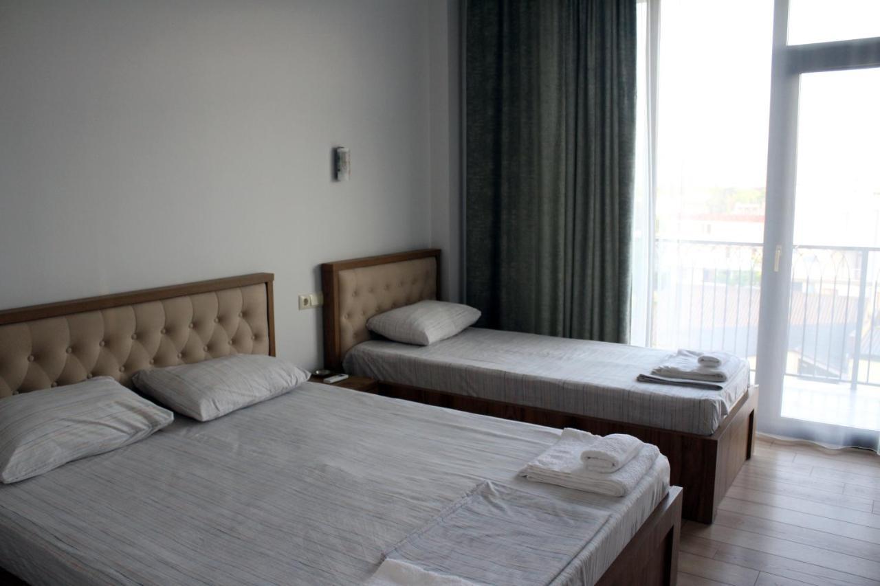 Cozy House Hotell Kobuleti Eksteriør bilde